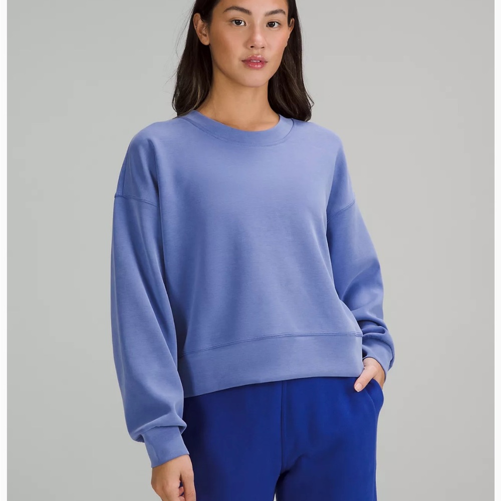 NWOT lululemon softstream sweater